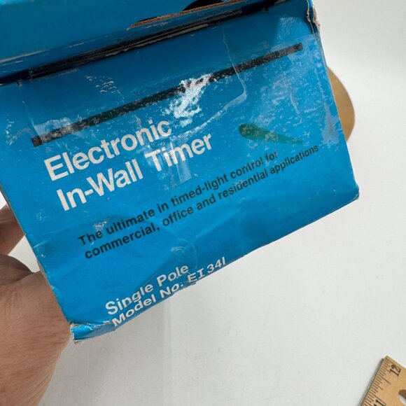 N.O.S. Intermatic Model EI341 Electronic In-Wall Timer New in box - Picture 2 of 9